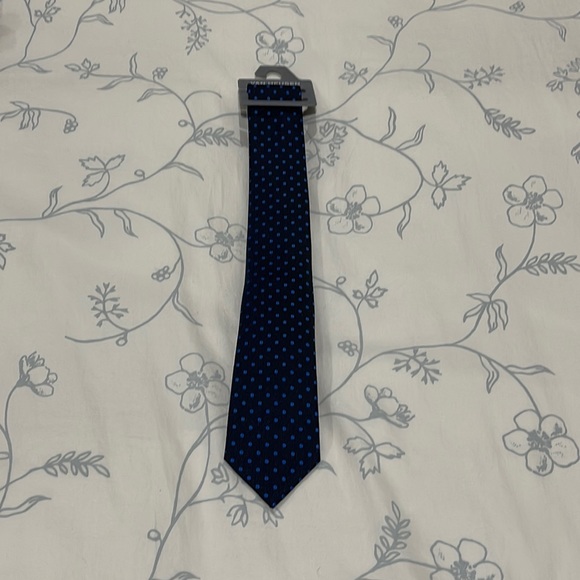 Van Heusen Other - Van Heusen Tie
